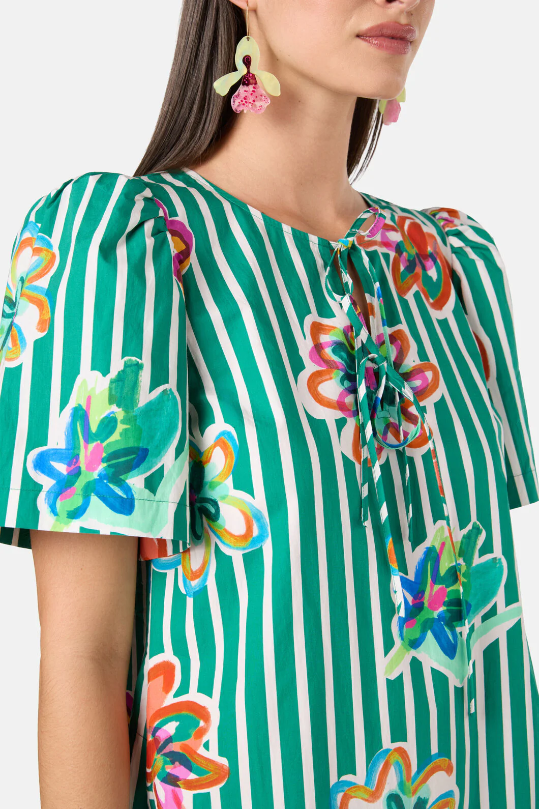 Abstract Flower Tie Smock Dress - Image 5