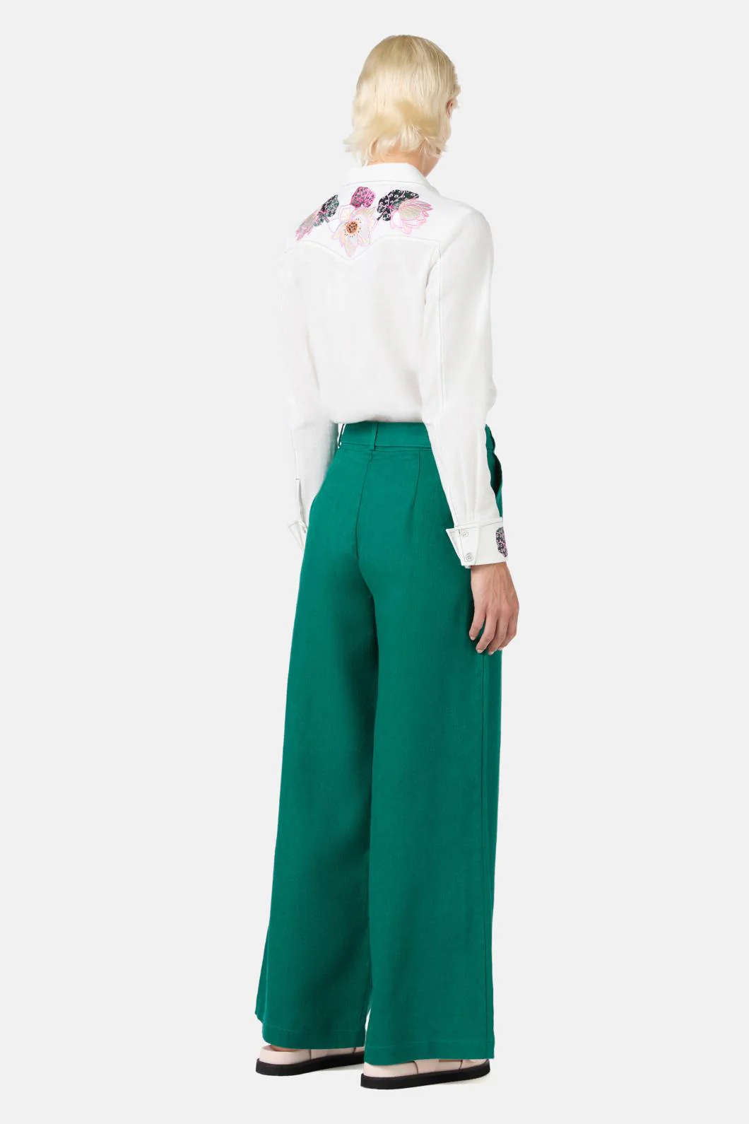 Agatha Pant - Image 3