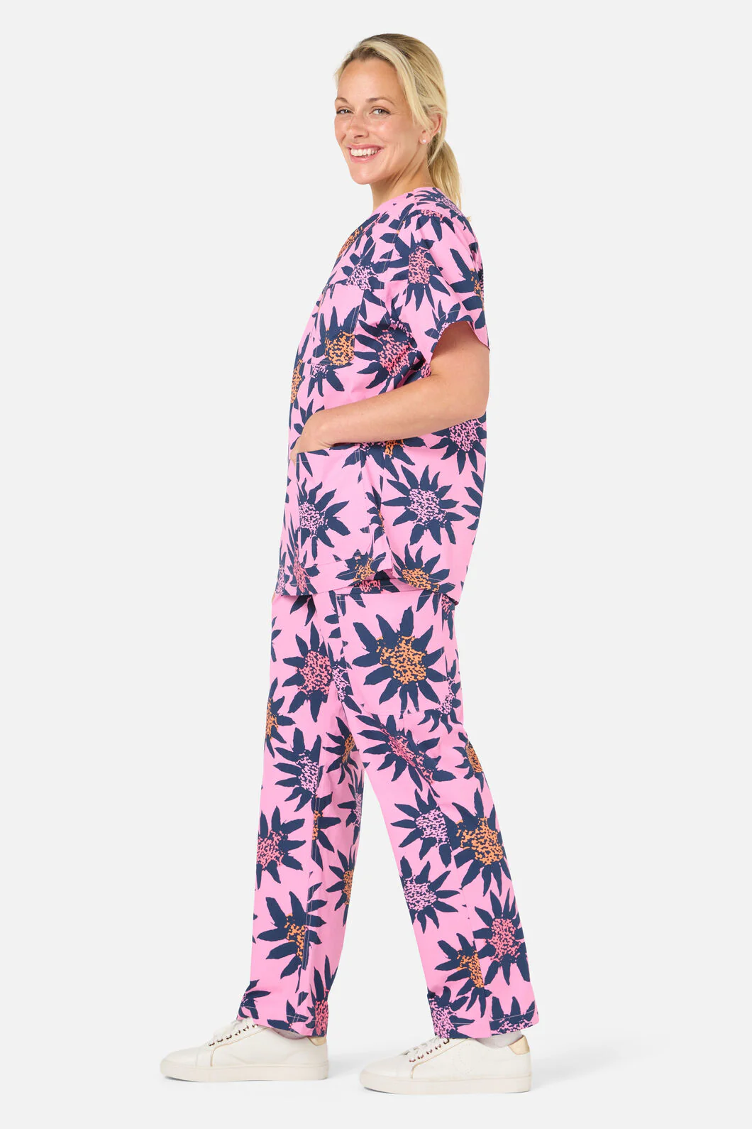 Funflower scrub set - Image 2