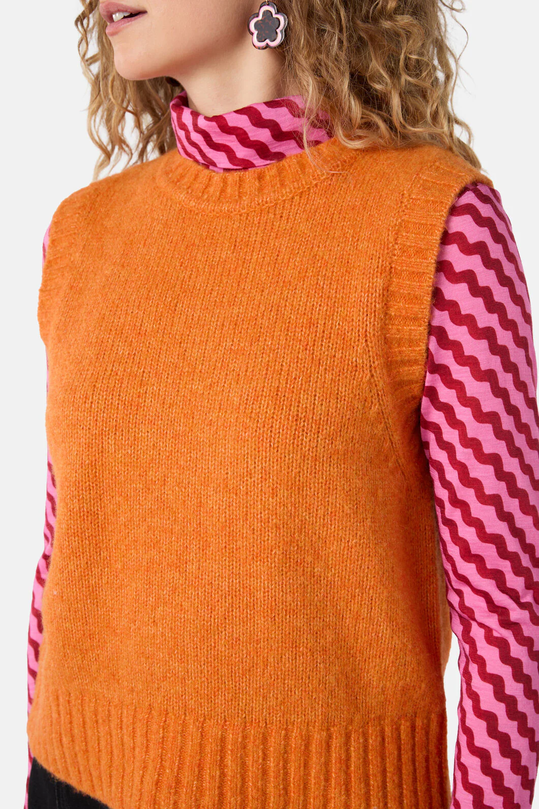 Lorna Vest - Image 5