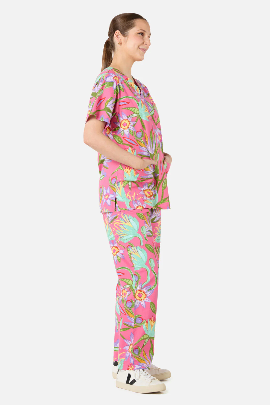 Lotus Flower scrub set - Image 4