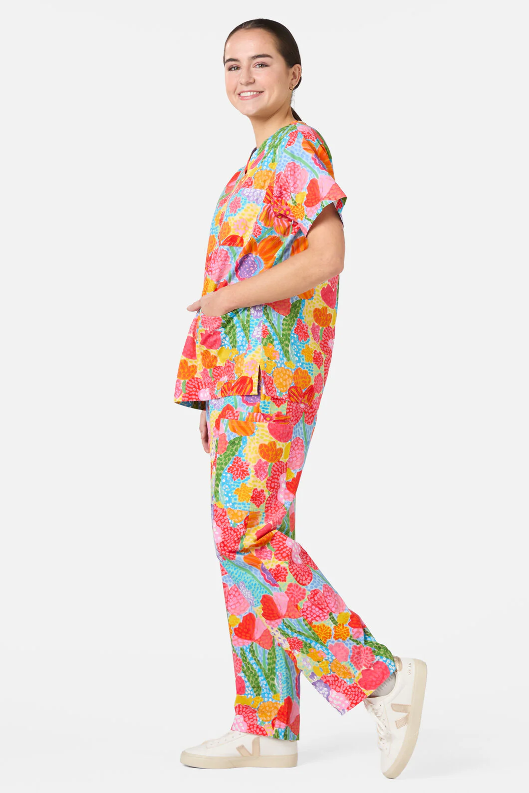 Spotted Flower Scrub Set - Image 4