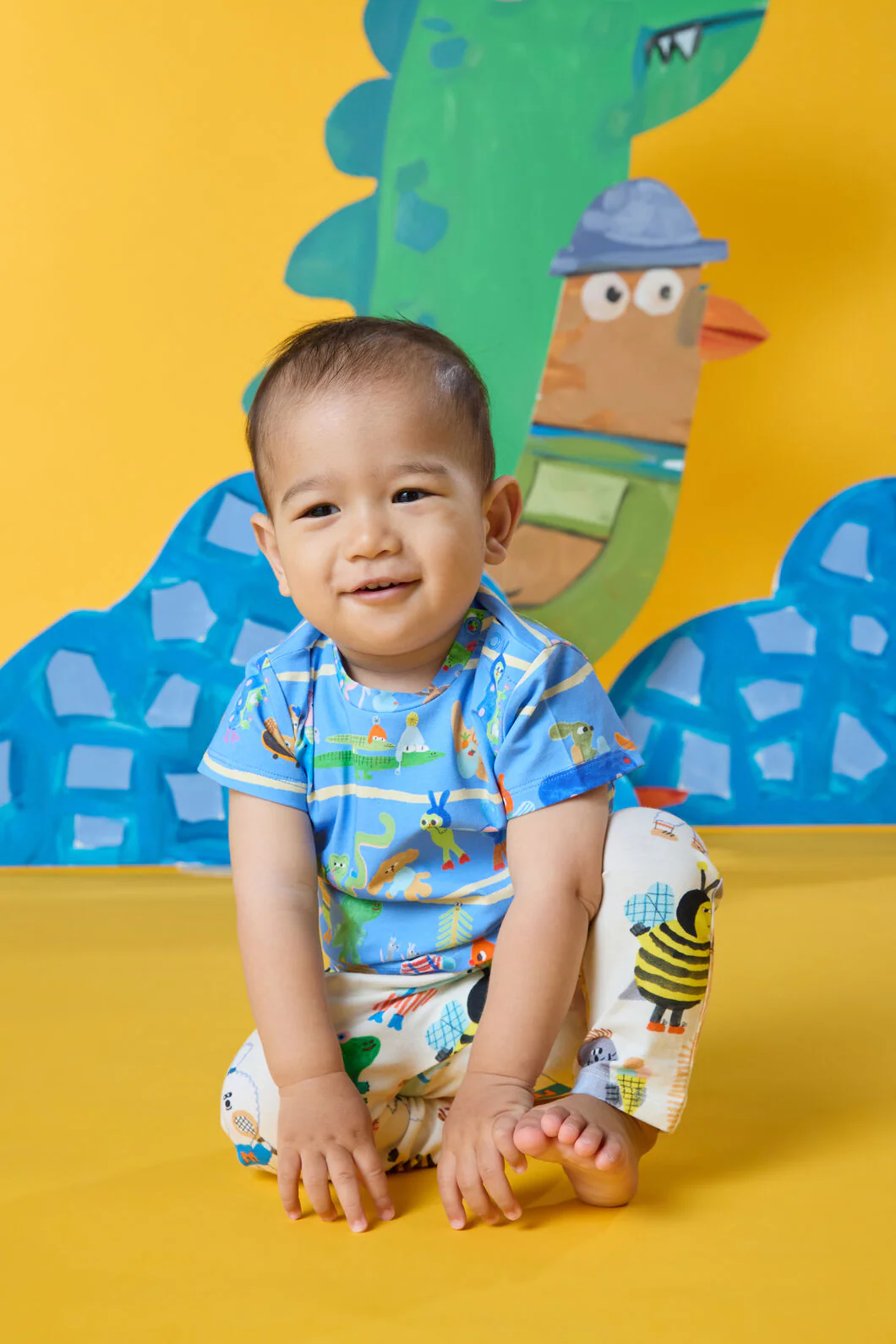 Walking Mates Baby Tshirt