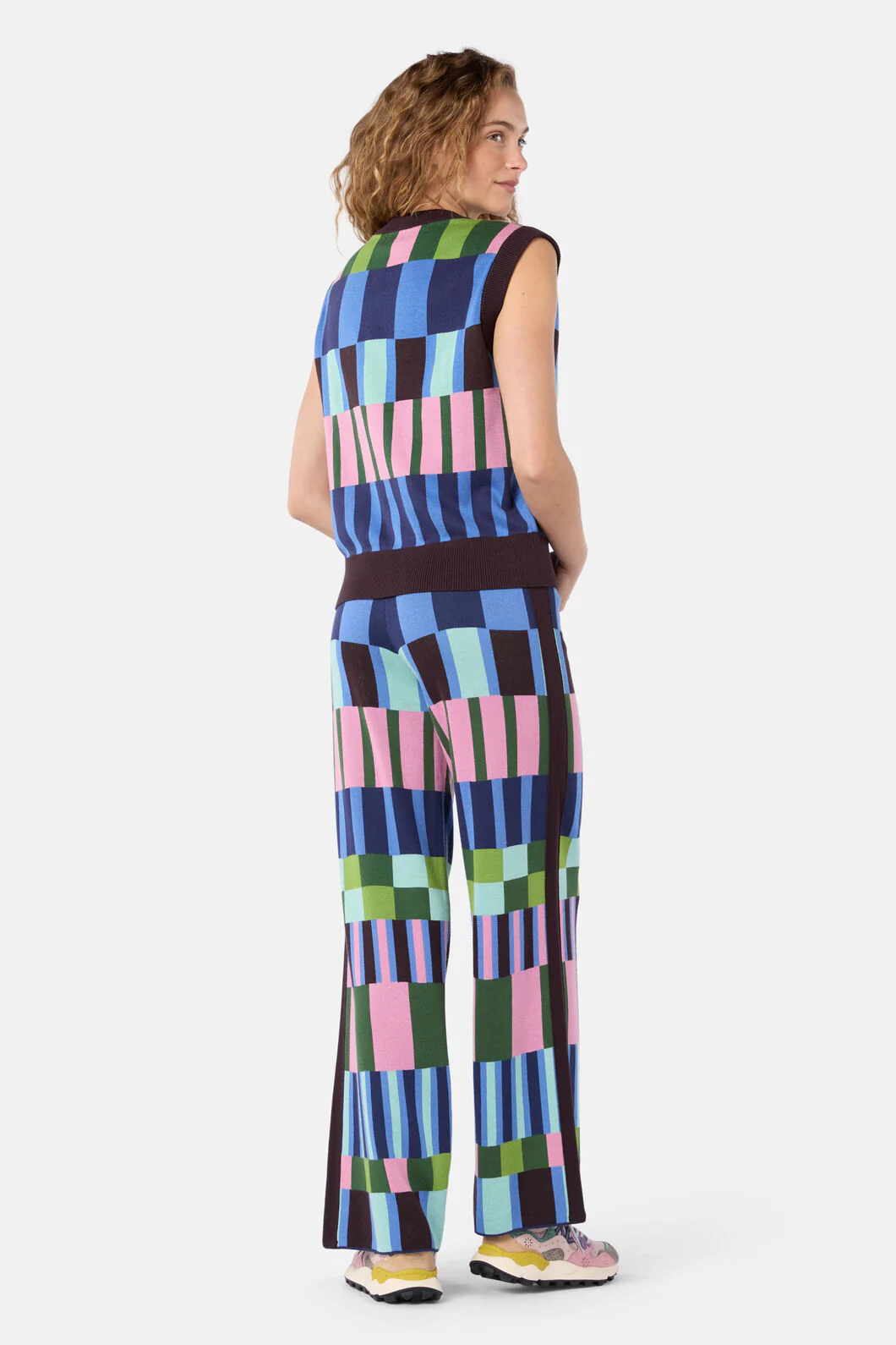 Warpweave Knit Vest - Image 5