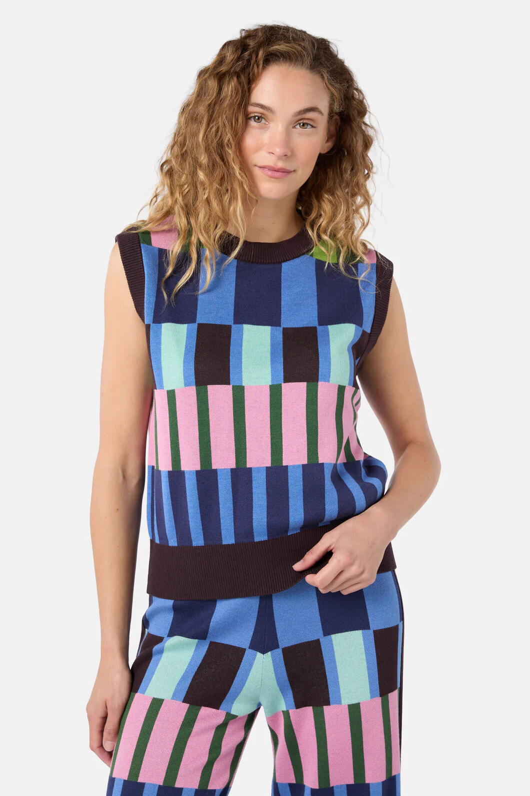 Warpweave Knit Vest - Image 6