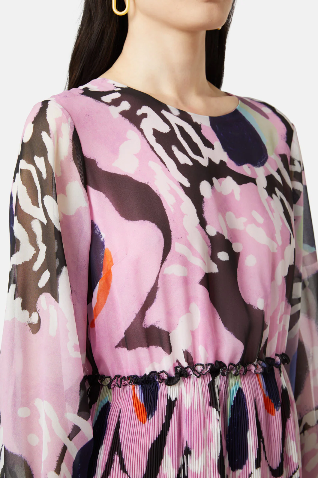 Wing Span Pleated Dress - Image 5